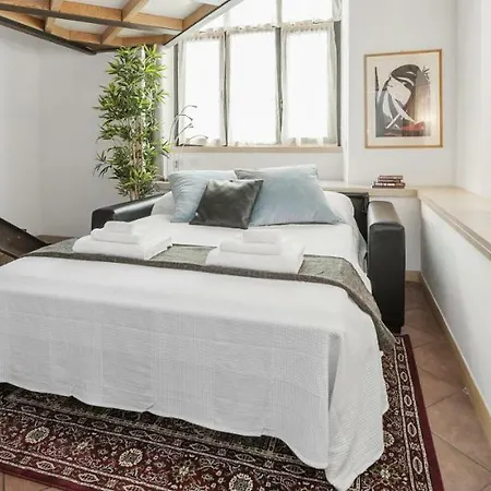 Stylish Loft Coliseum *