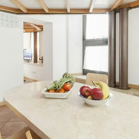 아파트 Stylish Loft Coliseum *